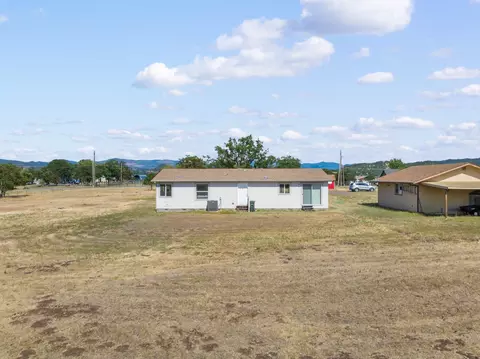 217 Ayres Rd, Eagle Point, OR 97524 photo 25