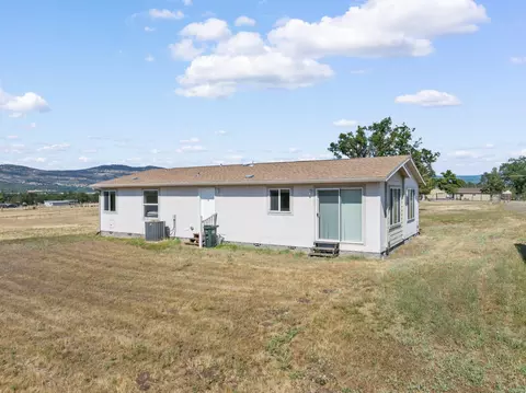217 Ayres Rd, Eagle Point, OR 97524 photo 26