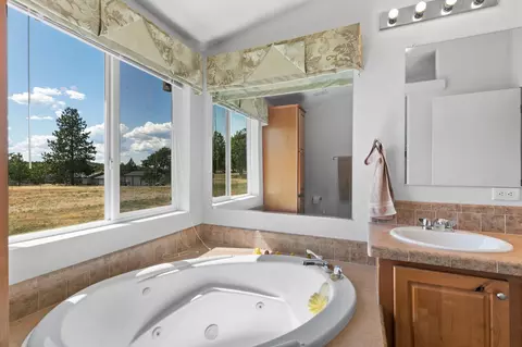 217 Ayres Rd, Eagle Point, OR 97524 photo 16