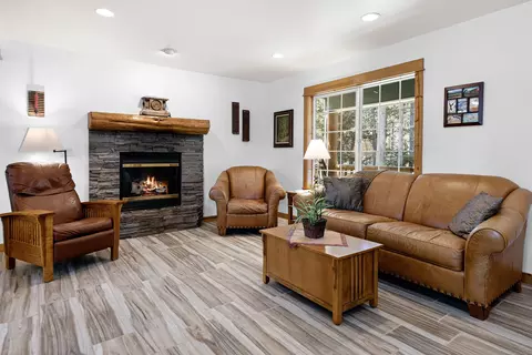 17249 White Oak Pl, Bend, OR 97707 photo 9