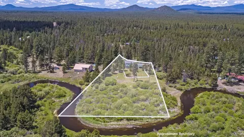 17249 White Oak Pl, Bend, OR 97707 photo 2