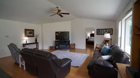382 E Main St, Mount Vernon, OR 97865 photo 12