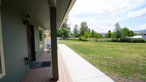 382 E Main St, Mount Vernon, OR 97865 photo 54