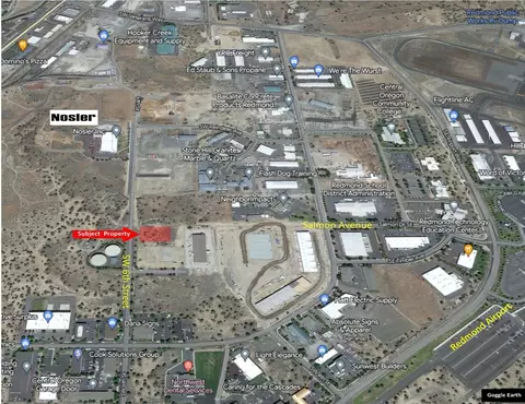 2450 SW 6th St, Redmond, OR 97756