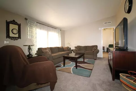 633 E Archwood Dr UNIT 2, Eagle Point, OR 97524 photo 5