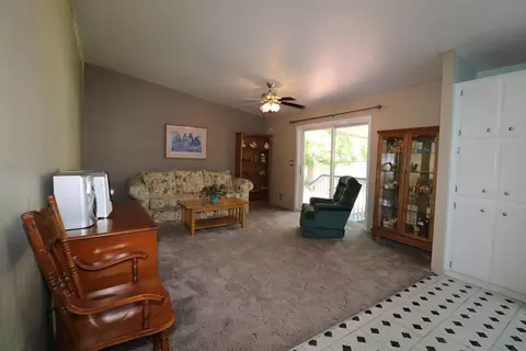 633 E Archwood Dr UNIT 2, Eagle Point, OR 97524 photo 13