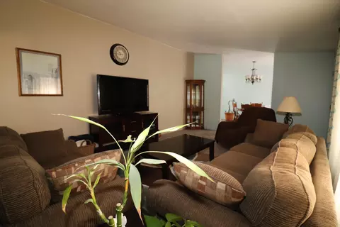 633 E Archwood Dr UNIT 2, Eagle Point, OR 97524 photo 6