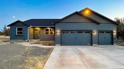 7353 Lucas Ln, Prineville, OR 97754