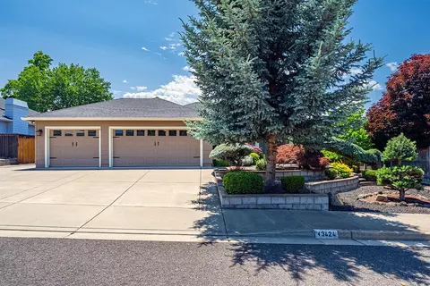 3424 Mcquire Way, Medford, OR 97504