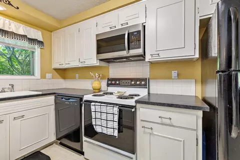 209 Ash St, Phoenix, OR 97535 photo 17