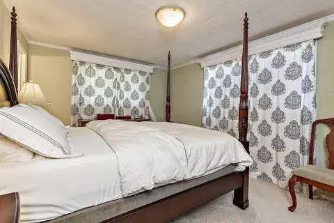 209 Ash St, Phoenix, OR 97535 photo 22