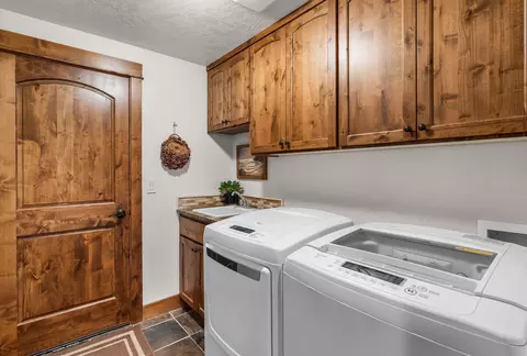 20589 Dylan Loop, Bend, OR 97702 photo 19