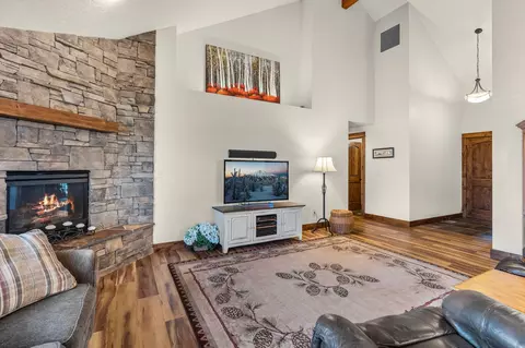 20589 Dylan Loop, Bend, OR 97702 photo 13