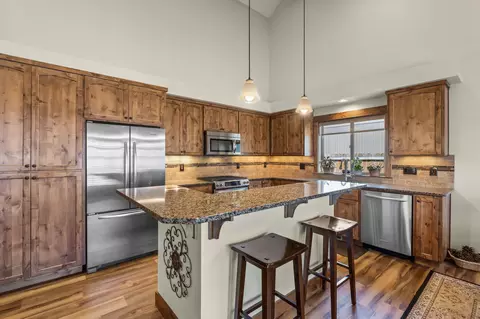 20589 Dylan Loop, Bend, OR 97702 photo 8