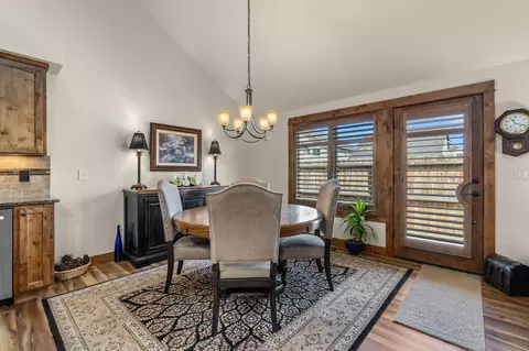 20589 Dylan Loop, Bend, OR 97702 photo 9