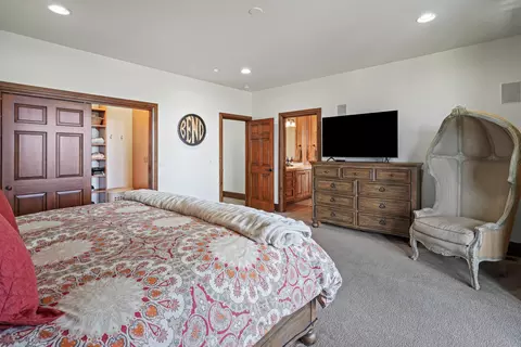 132 NW Phils Loop, Bend, OR 97703 photo 34