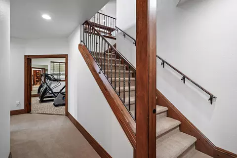 132 NW Phils Loop, Bend, OR 97703 photo 30