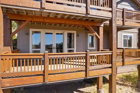 132 NW Phils Loop, Bend, OR 97703 photo 41