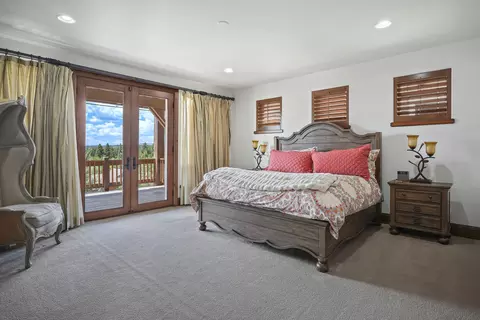 132 NW Phils Loop, Bend, OR 97703 photo 33