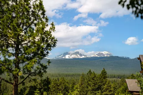 132 NW Phils Loop, Bend, OR 97703 photo 45