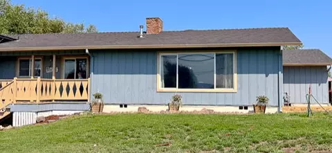 350 NW 19th St, Redmond, OR 97756