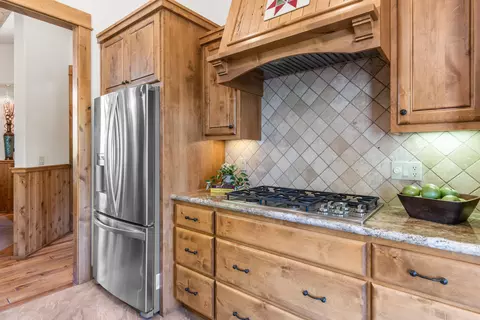 19465 Golden Meadow Loop, Bend, OR 97702 photo 11