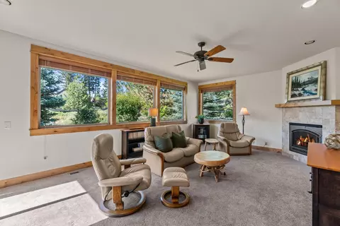 19465 Golden Meadow Loop, Bend, OR 97702 photo 29