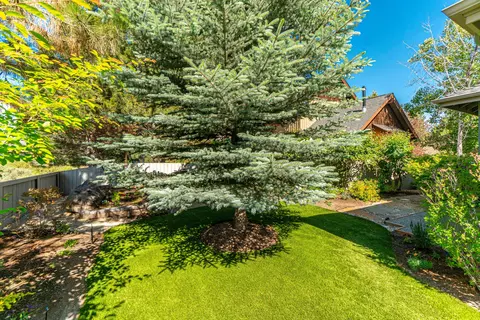 19465 Golden Meadow Loop, Bend, OR 97702 photo 43