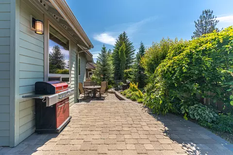 19465 Golden Meadow Loop, Bend, OR 97702 photo 44