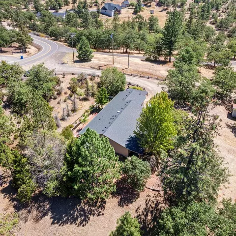 603 Leafwood Dr, Eagle Point, OR 97524 photo 31