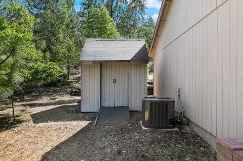 603 Leafwood Dr, Eagle Point, OR 97524 photo 24