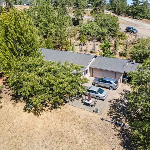 603 Leafwood Dr, Eagle Point, OR 97524 photo 30
