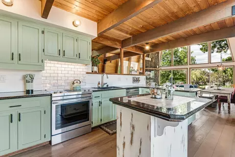 18970 Pinehurst Rd, Bend, OR 97703 photo 16