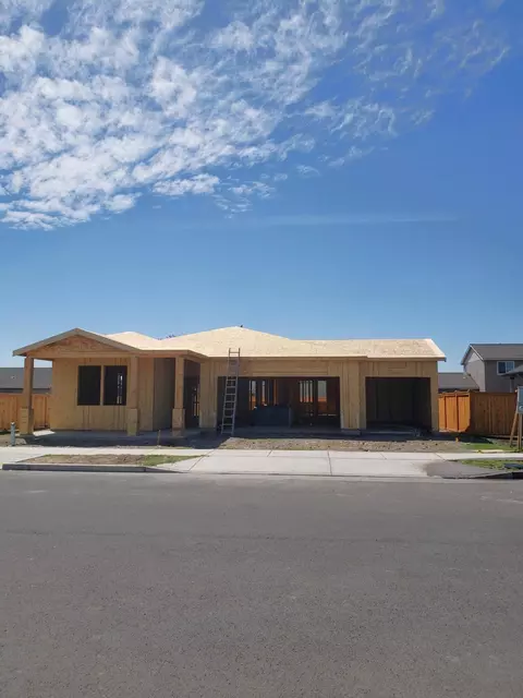 467 SE Stetson Ct # 70, Prineville, OR 97754