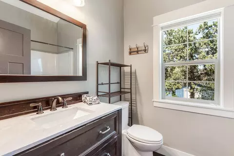 454 NE Burnside Ave, Bend, OR 97701 photo 34