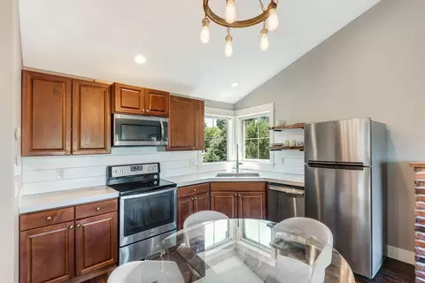 454 NE Burnside Ave, Bend, OR 97701 photo 28