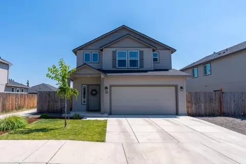 188 Linwood Ave, Eagle Point, OR 97524