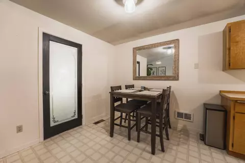 61875 Avonlea Cir, Bend, OR 97702 photo 16