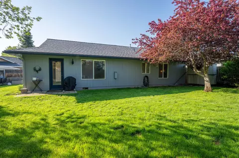 61875 Avonlea Cir, Bend, OR 97702 photo 47