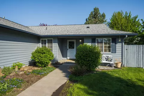 61875 Avonlea Cir, Bend, OR 97702 photo 7
