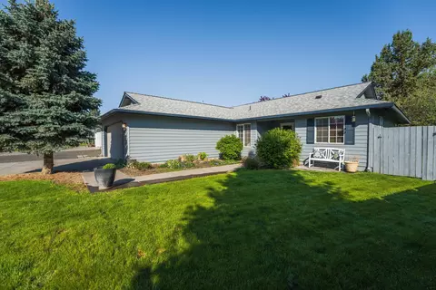 61875 Avonlea Cir, Bend, OR 97702 photo 5