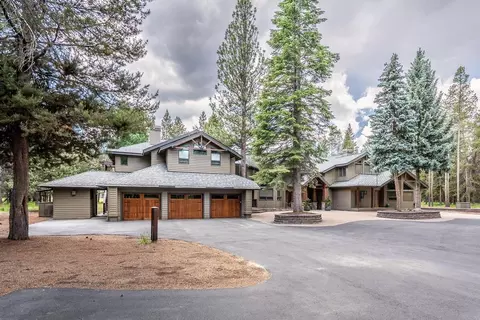 55755 Cone Pl, Bend, OR 97707 photo 2