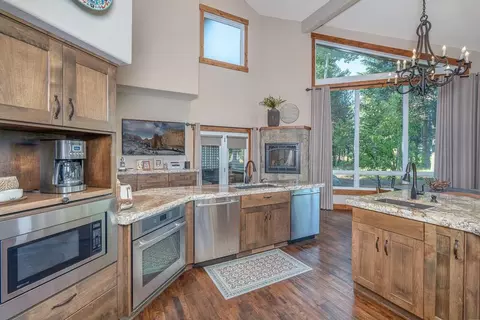 55755 Cone Pl, Bend, OR 97707 photo 16
