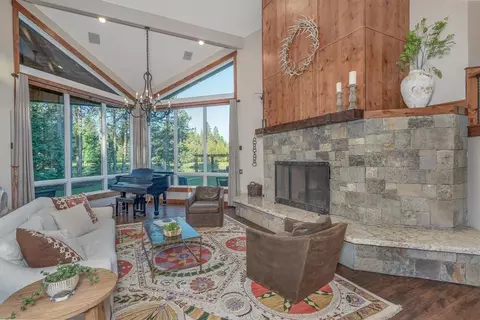 55755 Cone Pl, Bend, OR 97707 photo 7