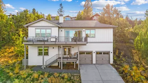 1250 NW Remarkable Dr, Bend, OR 97703