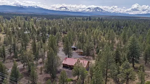 67255 Gist Rd, Bend, OR 97703 photo 1