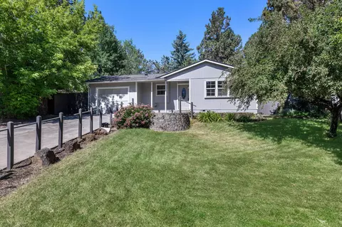 903 SE 6th St, Bend, OR 97702