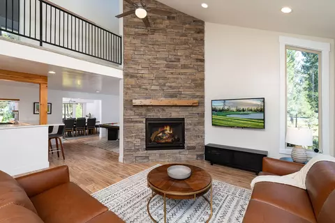 17820 Alpine Ln, Sunriver, OR 97707 photo 5