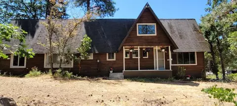 685 E Jones Creek Rd, Grants Pass, OR 97526