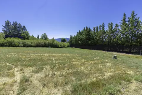0 Highcrest Dr, Medford, OR 97504
